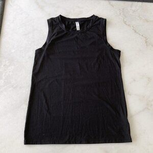 Athleta black tank top / sleeveless workout tank shirt (size small)